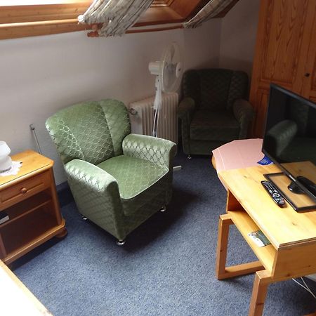 Hotel-Pension Stoeber Йевер Экстерьер фото