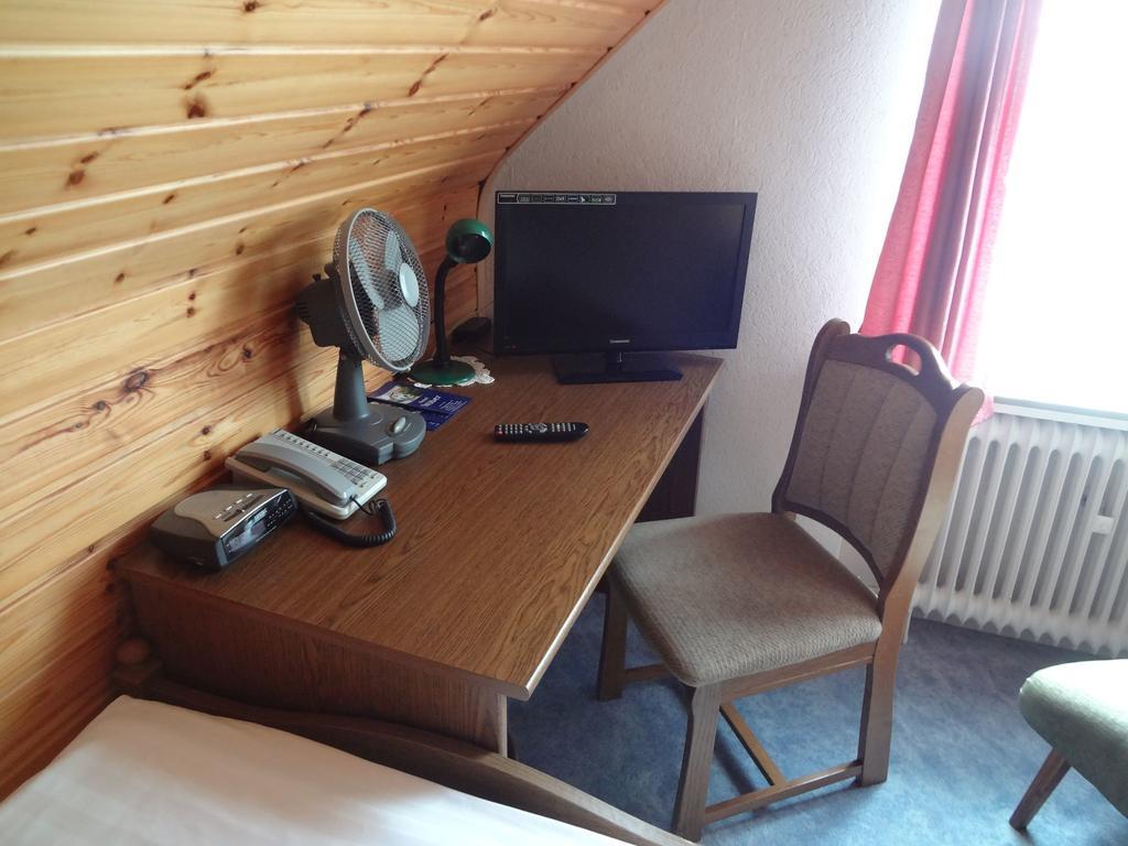 Hotel-Pension Stoeber Йевер Экстерьер фото